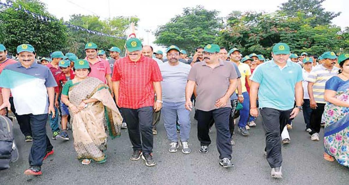 East Godavari Collector H Arun Kumar and others taking part in the  5K run in Rajamahendravaram on Friday