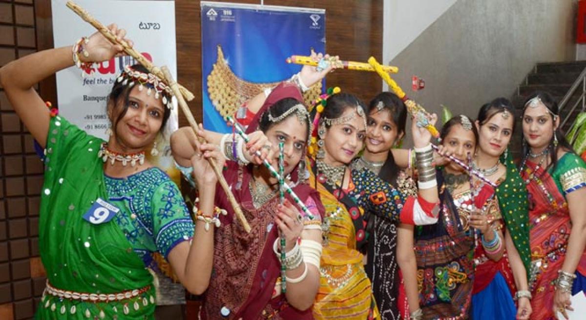 Vijayawada Ladies Circle organises fundraiser - The Hans India