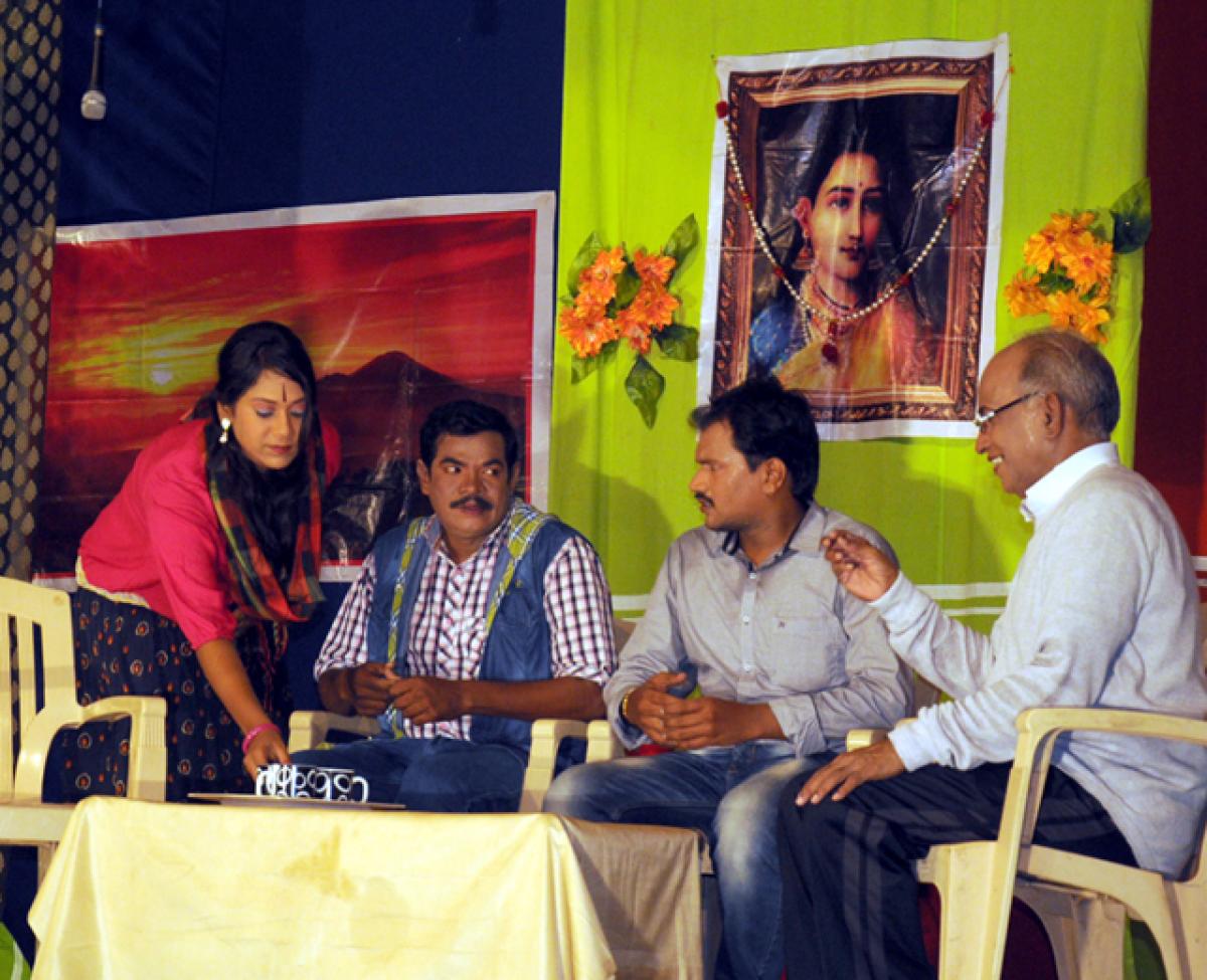  `Rendu Nissabdhala Madhya’ playlet staged at Ghantasala Venkateswara Rao Government Music and Dance College in Vijayawada on Tuesday