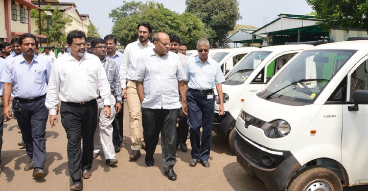 GHMC Commissioner Somesh Kumar (second from right) along with Hyderabad Collector Mukesh Kumar Meena (second from left) and other officials at the meet on the mega survey at GHMC head office, on Wednesday