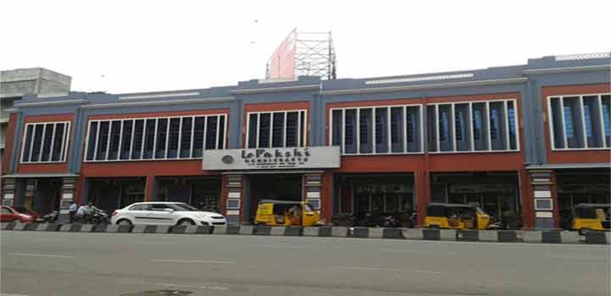 Golconda fort dazzles on the eve of Independence Day
