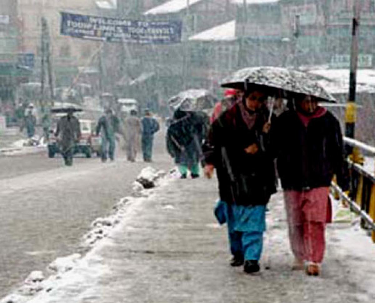 SnowCapped Himachal A New Year HotSpot