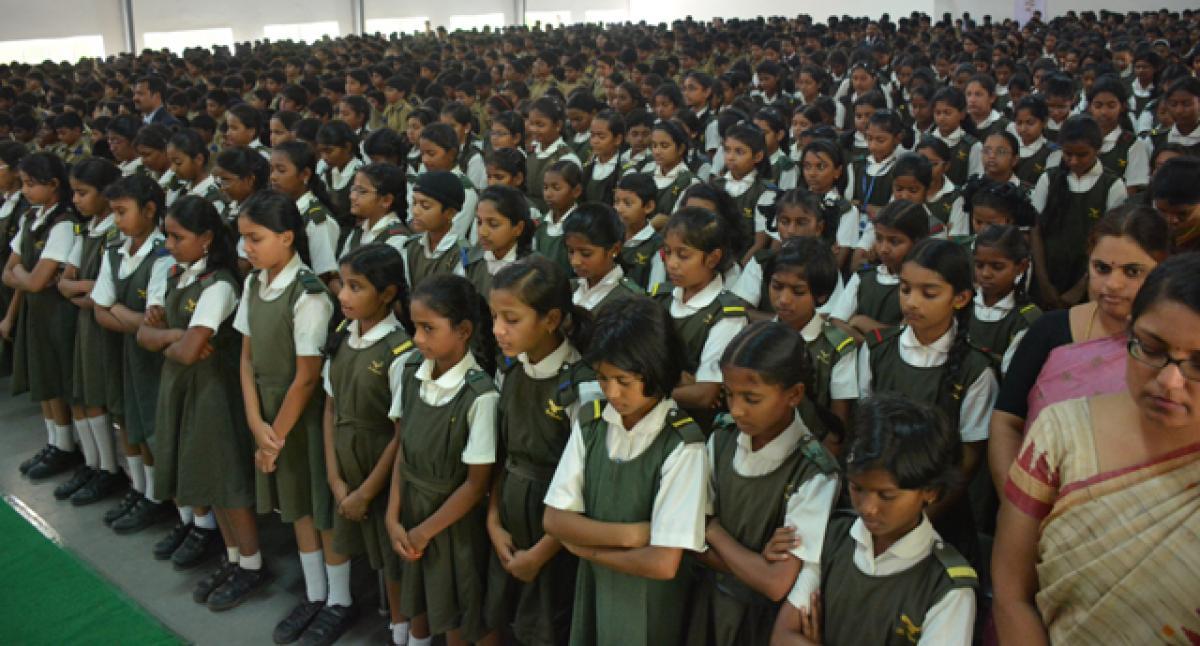 Students of Hyderabad Public School, Begumpet, observing silence to mourn the demise of Kalam on Tuesday  Photo: Ch Prabhu Das