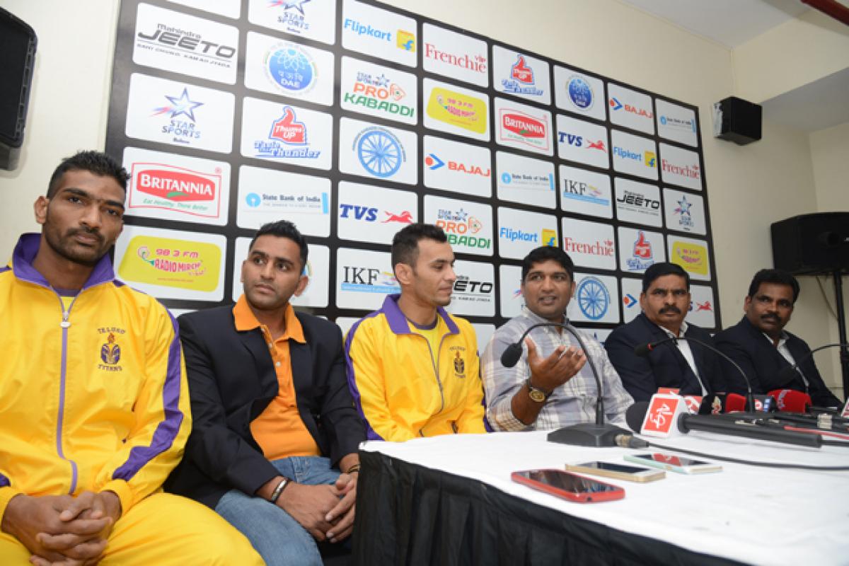 New captain of Telugu Titans Meraj Sheykh (third from left) with co-owner Srinivas Sreeramaneni and othes announcing the plans of action when thye host the Hyderabad leg of the Pro Kabaddi League at Gachibowli Indoor Stadium. Photo:  Hrudayanand