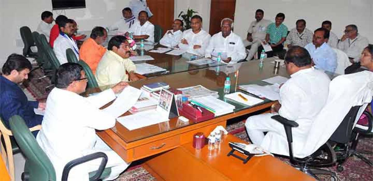 SBH Managing Director Santan Mukherjee welcoming TS Chief Secretary Rajiv Sharma at the State Level Bankers Committee meeting in Hyderabad on Friday. 