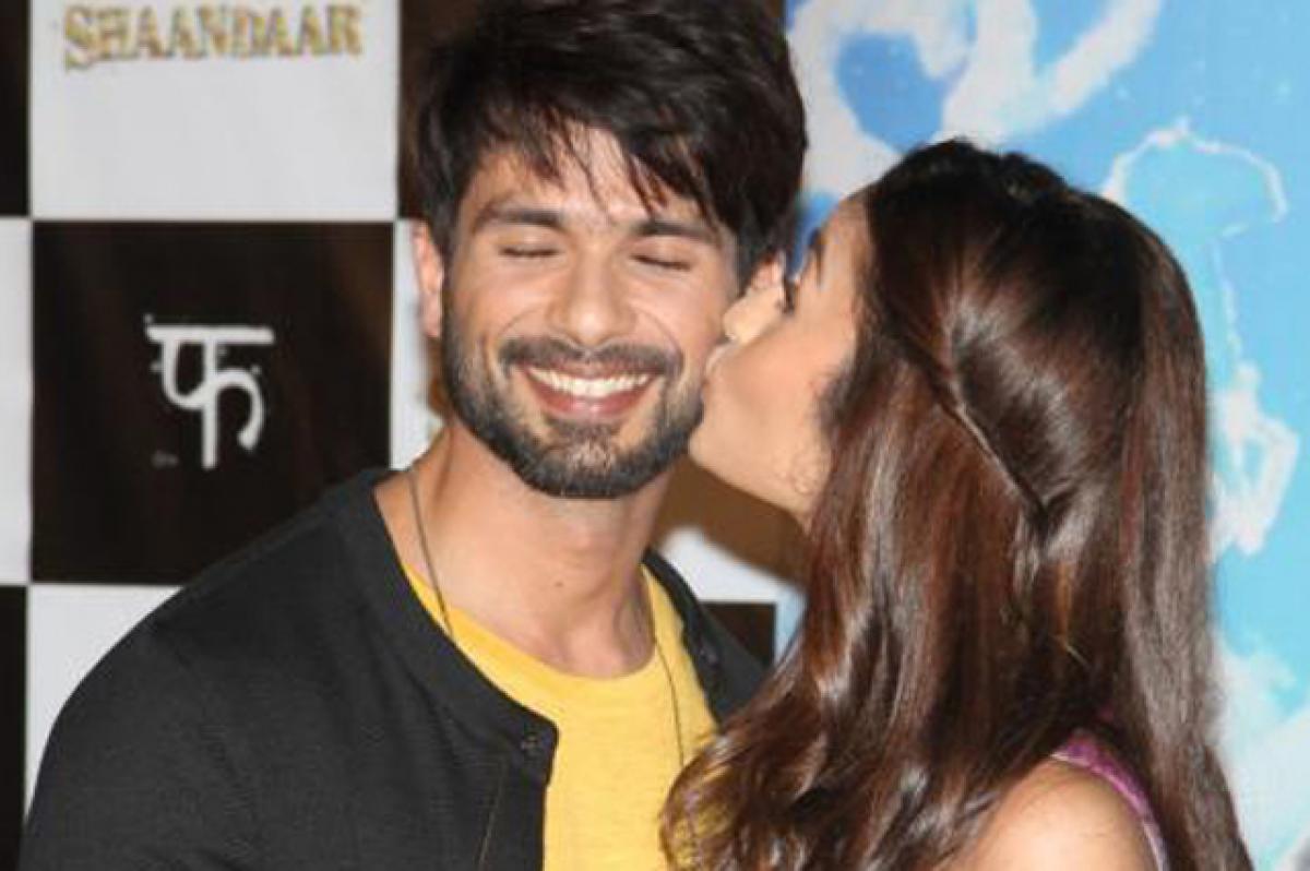 Shahid Kapoor and Alia Bhatt at 'Shaandaar' trailer launch