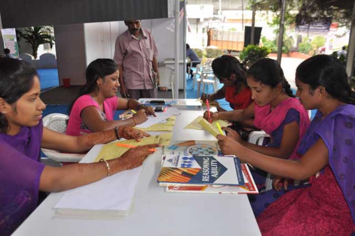 Participants at the two-day mega competitive Exam Fair 2015  organised by The Hans India and HMTV in Hyderabad on Sunday 