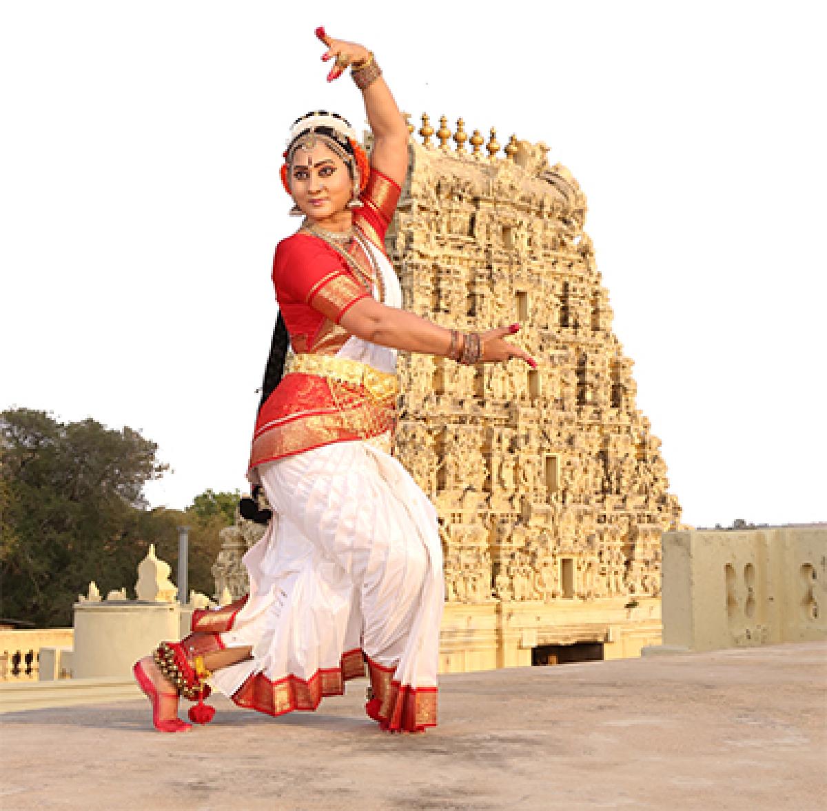 Artiste performing Temple Dance