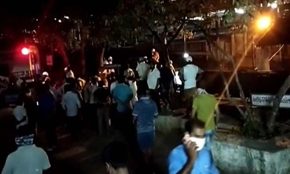 Jayashankar Bhupalpally: Two Singareni workers die after roof falls Jayashankar Bhupalpally: Two Singareni workers die after roof falls