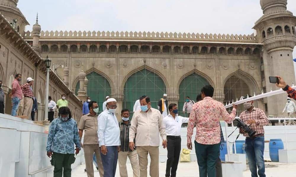 Mecca Masjid getting spruced up for Ramzan