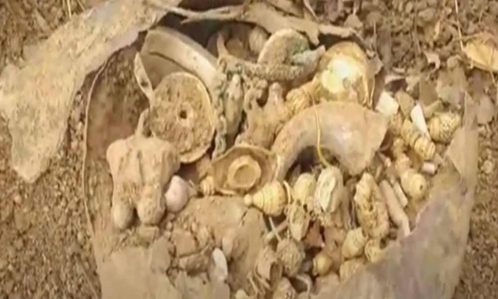 Telangana: Farmer finds 5 kg gold found while levelling land in Jangaon