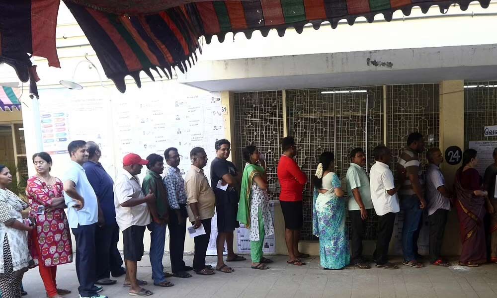 Brisk polling underway in Puducherry