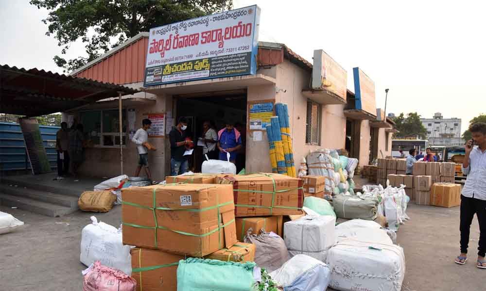 APSRTC parcel booking centre at Central Bus Station in Rajamahendravaram