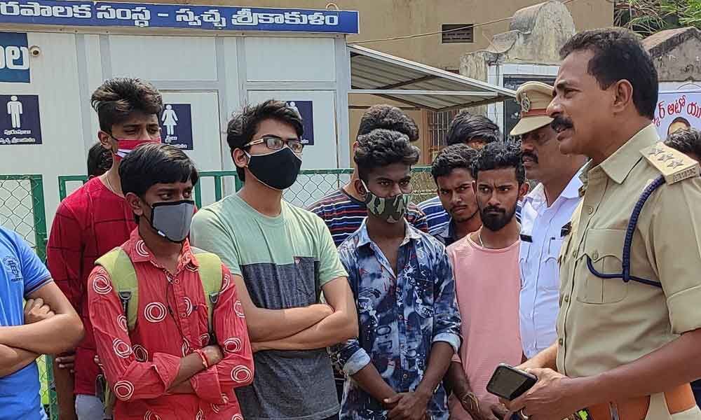 Police educating students on traffic rules in Srikakulam