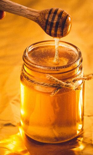 Honey is Sweet and it Offers Amazing Health Benefits