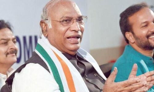 Congress leader hits out at BJP over choice of Metro Man